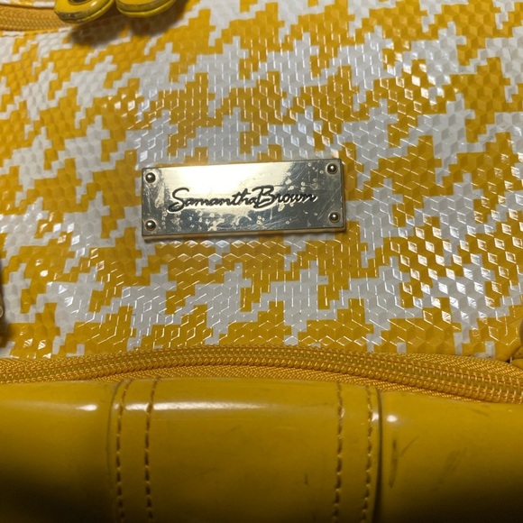 Samantha Browns Yellow Houndstooth Travel Bag - Picture 2 of 16